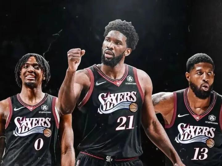 趣体育娱乐 -包含集结日NBA常规赛焦点战，费城76人战术微调，压力陡增，年轻球员得到机会的词条