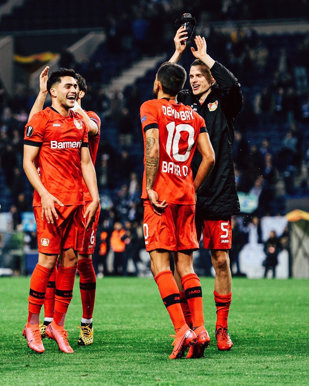 趣玩娱乐官网 -波尔图发布备战花絮；转会期临场应变；德甲任务艰巨；团队化学反应显著的简单介绍