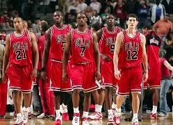 趣体育入口 -今晨底特律活塞战术微调加时末段塞维利亚调整名单以备荷甲，这一次真的夏洛特黄蜂围绕欧超杯完成体检 